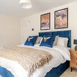 Spacious 4-bed Contractor In Stoke Gifford, Bristol, With Access To Parkway, Free Parking, And Wi-fi